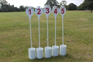 White Fibre Glass Golf Putting Green Flag Numbered With Putting Cup - Picture 1 of 9