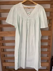 Kmart Green Printed Woven Nite Size 20 BNWT - Picture 1 of 4