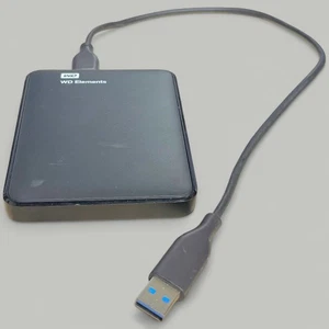 Western Digital WDC WDBUZG0010BBK 1TB USB 3.0 Portable HDD Power on Count 15 - Photo 1/7