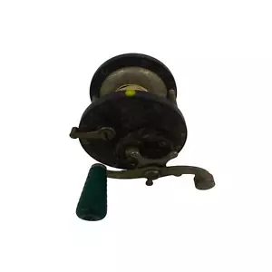 Vintage Penn No. 85 Saltwater Surfcasting Fishing Reel Brown w Green Handle - Picture 1 of 12