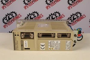 OMRON R88D-UA04V (servo drive) - 6 meses de garantía - Picture 1 of 5