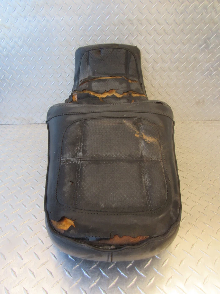 1984 84 KAWASAKI ZN1300 ZN 1300 VOYAGER SEAT - Image 1 of 4