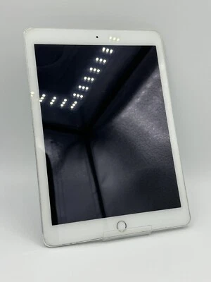 Apple iPad Air 2 64GB WLAN A1566 Weiß / Gebraucht  #4163 - Bild 1 von 4