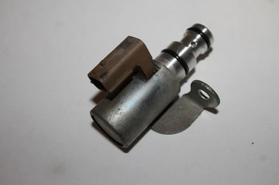 Solenoide de distribución de válvula variable Infiniti Q60 2017-2021 árbol de levas 2 23796-3RC0A Foto 1 de 2