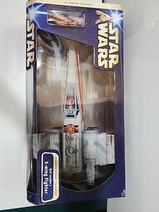 Star Wars Death Star Trench Red Leader’s X-Wing Fighter w/ Red Leader Pilot NEW - Picture 1 of 3