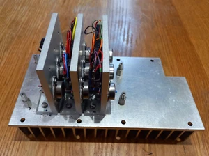 Ex-MOD Heatsink w/ 3 Modules containing Power Transistors and Bridge Rectifiers - Picture 1 of 4