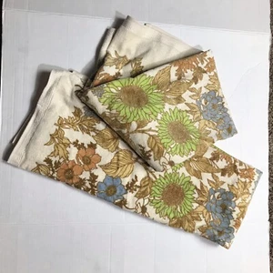 Set of 2 Cannon Royal Family Mid-Century Floral Print Bath Towels Made USA VTG - Picture 1 of 4