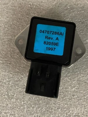 Relé ventilador de refrigeración Chrysler Dodge Plymouth 1997-2000 04707286 OE Foto 1 de 2