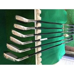 TaylorMade Burner 2009 Iron Set 6pcs 5-9.PW RE-AX Superfast 2009 Flex R - Picture 1 of 6