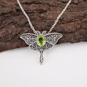 August Birthstone Peridot 925 Sterling Silver Elegant Anniversary Sister Pendant - Picture 1 of 9