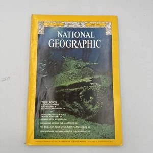 NATIONAL GEOGRAPHIC May 1976 TRUK LAGOON Montana THE BALEARICS Sea Gypsies - Bild 1 von 5