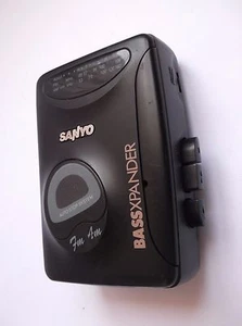 Walkman Sanyo Bassxpander MGR-710 - Imagen 1 de 11