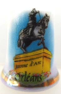 * DE A COUDRE DE COLLECTION THIMBLE NACRE - ORLEANS LA STATUE DE JEANNE D'ARC - Imagen 1 de 1