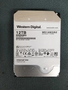 Western Digital 12TB, 7200RPM, Hard Drive SATA, WD120EDBZ-11B1HA0 *TESTED* - Photo 1/3