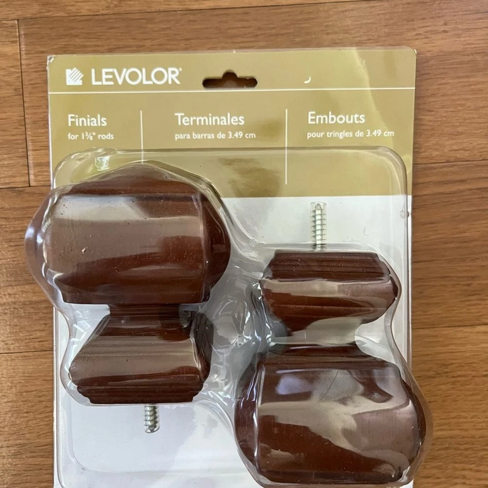 Remates para cortinas de madera de camelote Levolor Foto 1 de 1