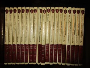 Fishbein's Illustrated Medical and Health Encyclopedia Incomplete Set  - Imagen 1 de 5
