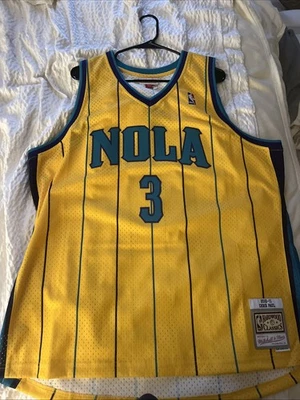 Camiseta Chris Paul 2010-2011 etiquetas nuevas todavía intactas sin usar. Perfecto para firma. Foto 1 de 4