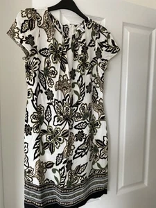 M&Co Petite Size 10 Women's Dress Floral White Sage & Black - Picture 1 of 4