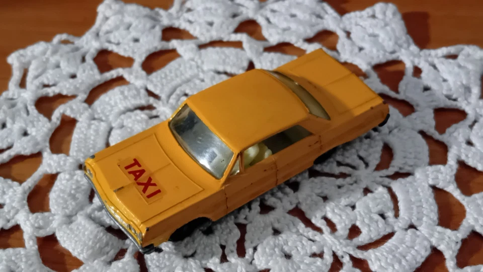 Matchbox-Lesney, N°20: "Chevrolet Impala Taxi". - Immagine 1 di 4