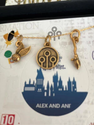 Collar Quidditch Alex & Ani Harry Potter Oro Rafaeliano NUEVO Foto 1 de 4