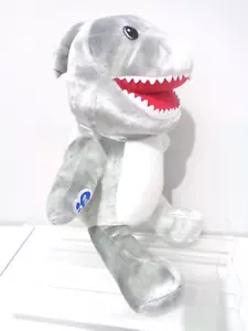 Juguete de peluche suave Build a Bear Workshop de tiburón de 15 pulgadas de alto - Imagen 1 de 4