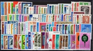 NATIONS UNIES SERIE COMPLETE DE 134 TIMBRES NEUF** N°96/230 Cote: 83€ - Imagen 1 de 1