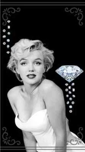 Marilyn Monroe OVERSIZED Beach Towel 40" x 72" Teens Adults - Picture 1 of 1