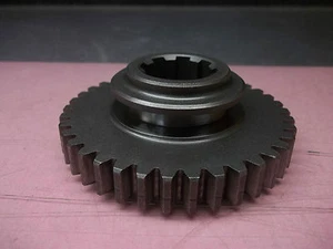 # NEW Genuine Isuzu 5-33257-013-1 Transmission Gear - Picture 1 of 2