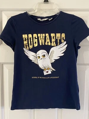 H&M Harry Potter Camisa Manga Corta Top Hogwarts Emblema Niño Talla 16 Azul Foto 1 de 3