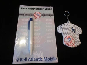 Vintage New York Yankees Uniform Jersey Coin Purse/Keychain and Pen and Pad Set - Picture 1 of 9