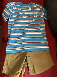 Old navy Boys NWT Outfit Size XL (14/16) Tshirt And Shorts - Picture 1 of 4
