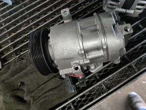 AC COMPRESSOR 97701J9500 2022-2024 HYUNDAI KONA - Picture 1 of 8