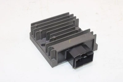 REGULADOR DE VOLTAJE RECTIFICADOR OEM HONDA CBR300R 15-22 Foto 1 de 4