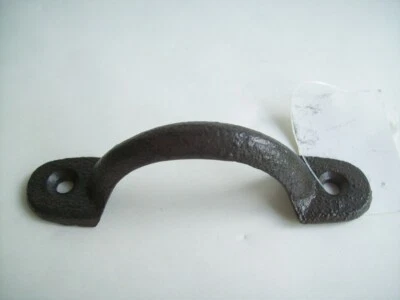 Kistengriff Griff Möbelgriff Bügelgriff Schrank Türgriff Gusseisen Schubkasten - Bild 1 von 4