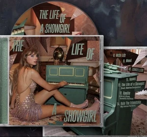 Taylor Swift THE LIFE OF A SHOWGIRL (LIFE IS A SONG ACOUSTIC VERSION) - Bild 1 von 1