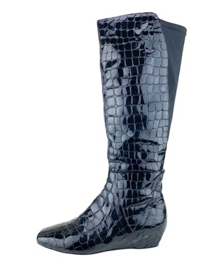 Botas para mujer Donald J. Pliner Patrice Croc charol en relieve negras talla 7 Foto 1 de 4