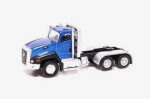 Diecast Masters 84415 Caterpillar CT660 Daycab Tractor 1/87 HO Scale Diecast NEW - Picture 1 of 1
