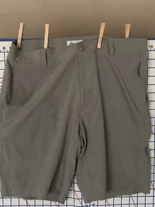 Peter Millar Golf Shorts Mens Size 33 Gray Crown Sport Summer - Picture 1 of 6