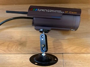 DSP Day & Night/Weather Proof Color CCD IR Camera CM58IR-48 Security Camera - Picture 1 of 2