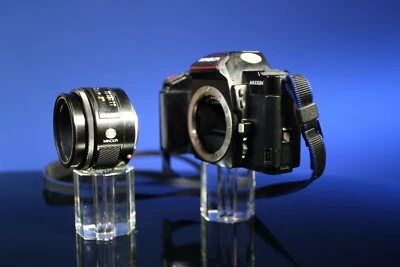 Minolta Maxxum 5000 AF Magnicon Prime Lens AF 50mm 1:1.7 SLR Film Camera Black - Image 1 of 4