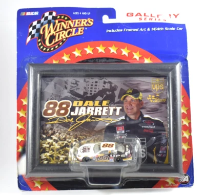 Dale Jarrett #88 UPS 2001 Winner's Circle Gallery Series 1/64 Diecast Foto 1 de 4