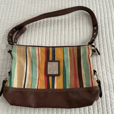 Bolso de hombro vintage reliquia de cuero y tela Foto 1 de 4