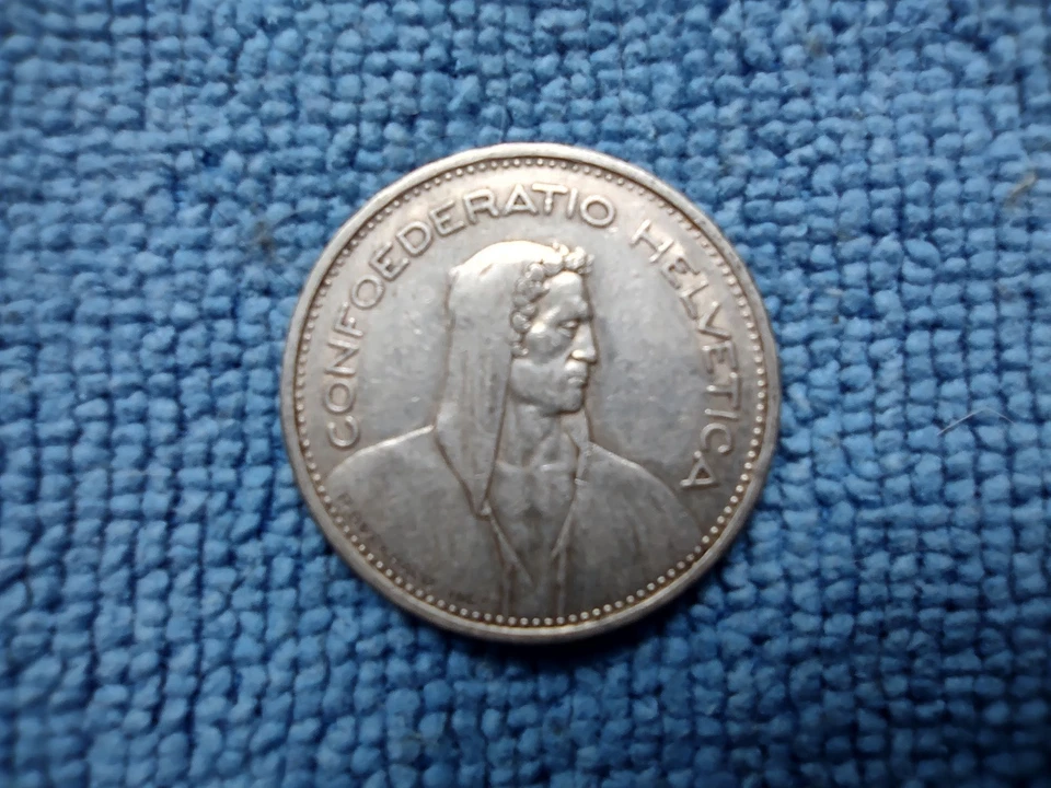 1932 B Switzerland 5 Franc Silver Coin - Image 1 of 4