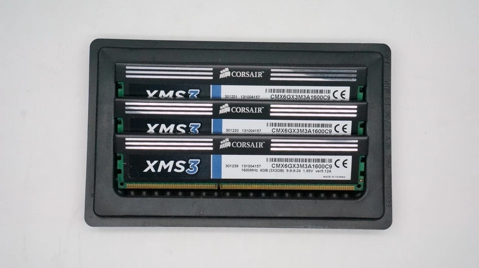 Corsair XMS3 6GB 3x2GB DDR3-1600 PC3-12800 CL9 Memory - CMX6GX3M3A1600C9 - Image 1 of 1
