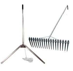 Lake Weed Cleanup Kit | Weed Cutter | Rake / Fork - Picture 1 of 5