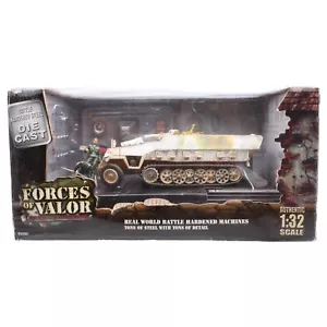 Forces of Valor German Sd. Kfz. 251/9 Kanonenwagen Hungary 1:32 No.81510 - Bild 1 von 1
