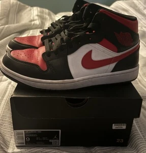 Jordan 1 One Mid 'Noble Red' BRED TOE Men’s Size 9 - Picture 1 of 8