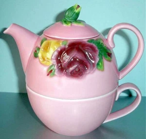 Royal Albert Country Rose Stackable Teapot/Cup For One Majolica Pink Box-Wear - Picture 1 of 3