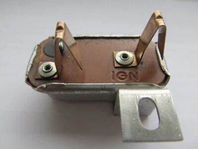 Voltage Stabiliser REBUILD +5v Electronic (negative earth) – mainly classic Ford - Image 1 of 4