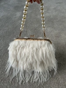 Brand New White Fur Covered Bridal Clutch Bag Gold Hardware Pearl Handle Bride - Picture 1 of 3